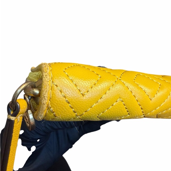 Tory Burch Fleming Zip Continental Wallet  (A715) - Picture 14 of 14